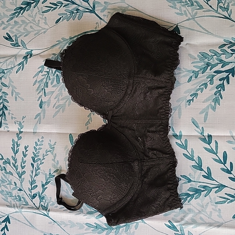 NWOT - Black Lace Push-up Bra - Longline- DONATED